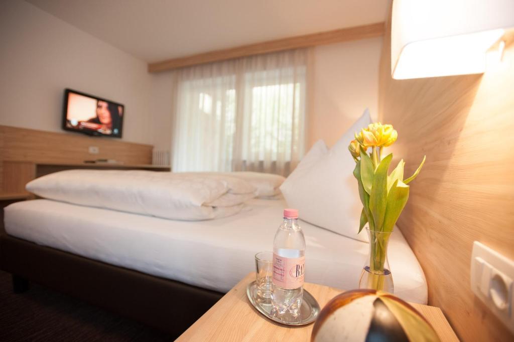 Hotel Stifter Lutago Cameră foto